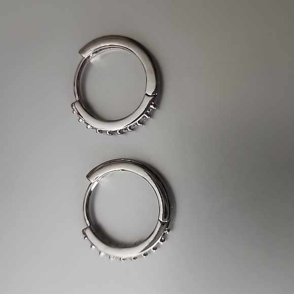 Chunky Stainless steel Earrings mini  Simulated Diamonds - Picture 2 of 4